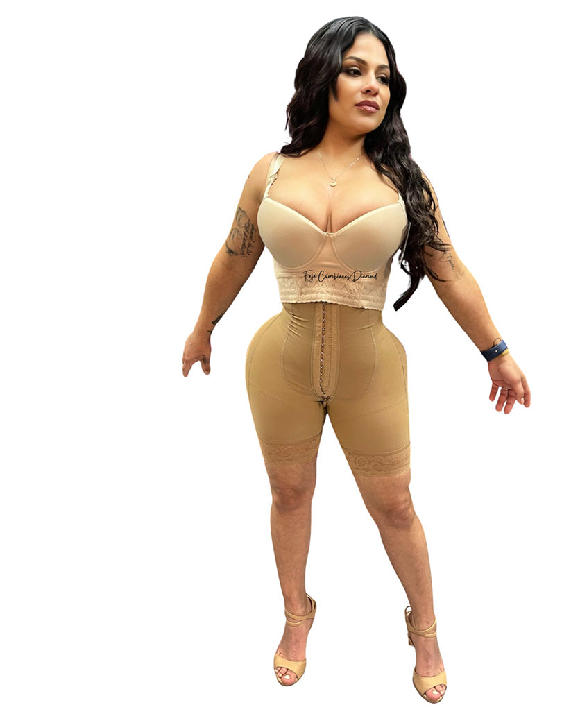 Faja Strapless Short Broches